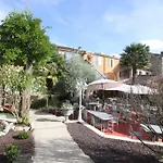 Le Continental 3* Condom