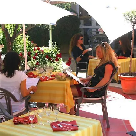 Le Continental 3*