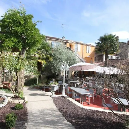 Le Continental 3* كوندوم