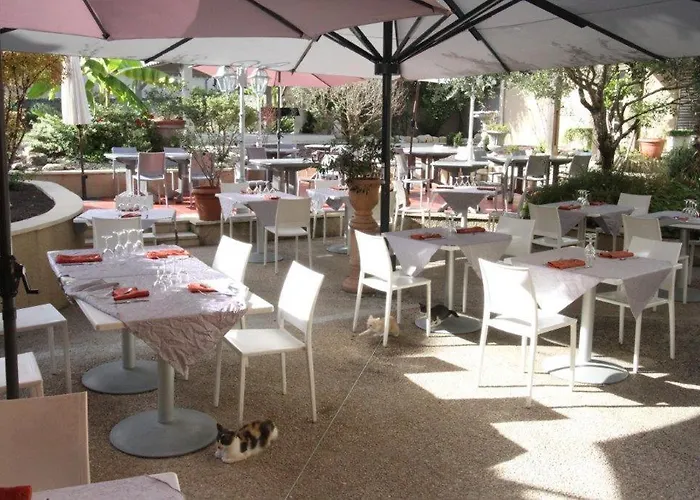 Le Continental Hotel Condom